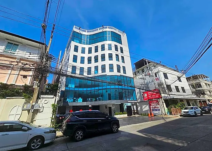 Area Place Hotel 5*