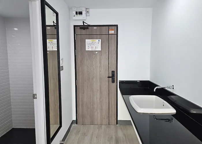 Area Place Hotel 5*